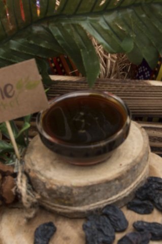 Ev Yapımı Kara Üzüm Pekmezi 500 g